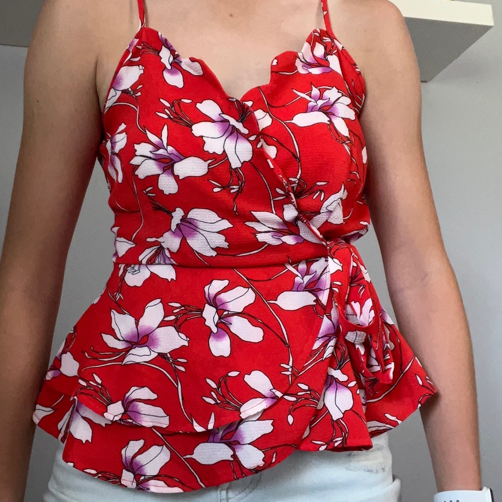 Monteau perfect condition floral tank top (M)